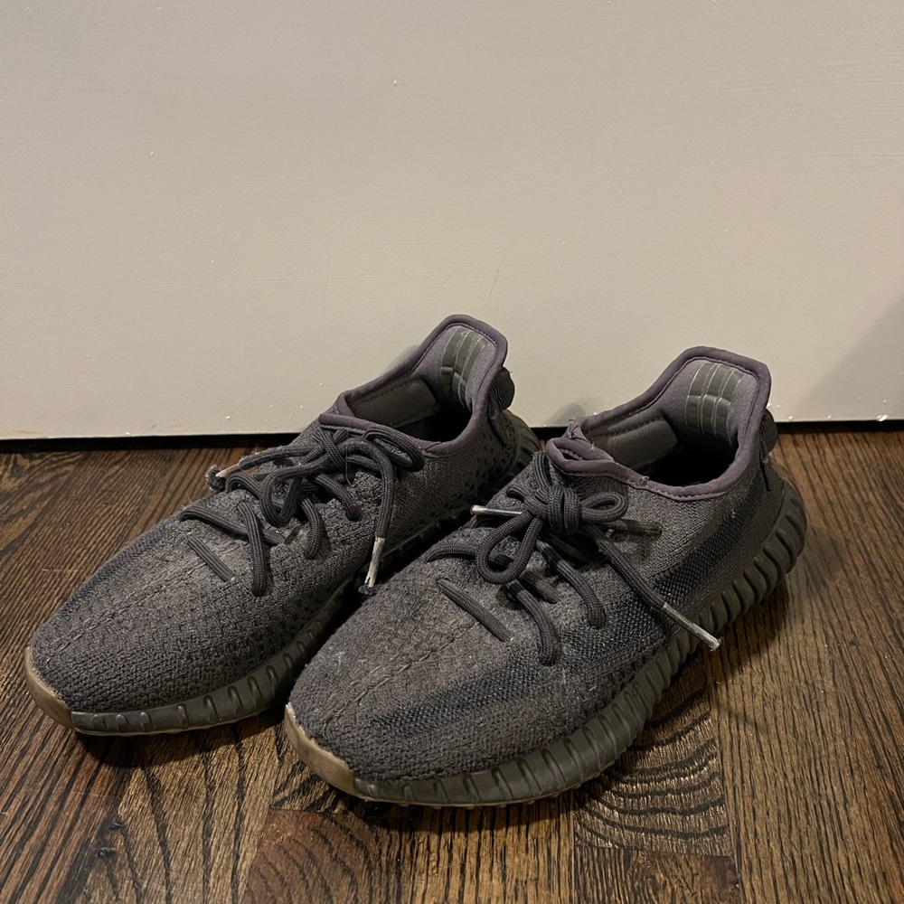 Cinder Yeezy Boost 350 V2